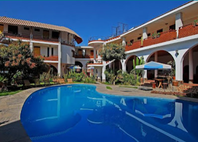 Casona Checacupe - patio interior
